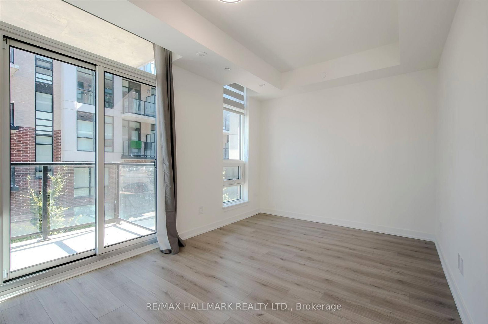 35-851 Sheppard Avenue W, Unit 2nd floor - Photo 10