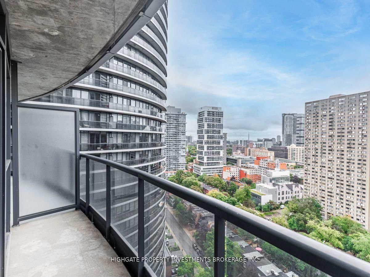 21 Carlton Street, Unit 1907 - Photo 23