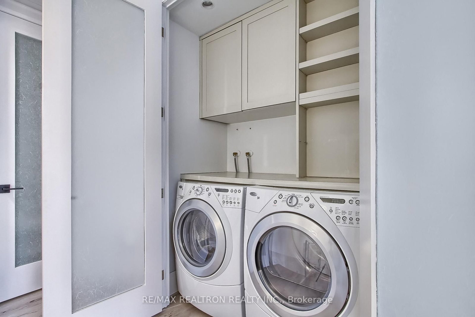55A Avenue Road • #406 • Toronto, ON photo 45