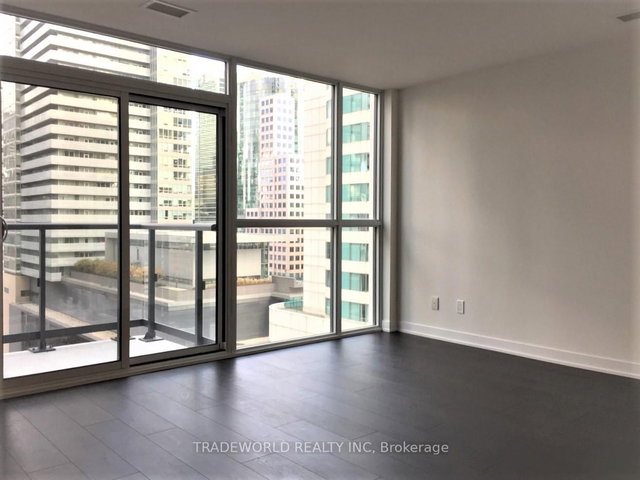 1513 - 87 Peter Street