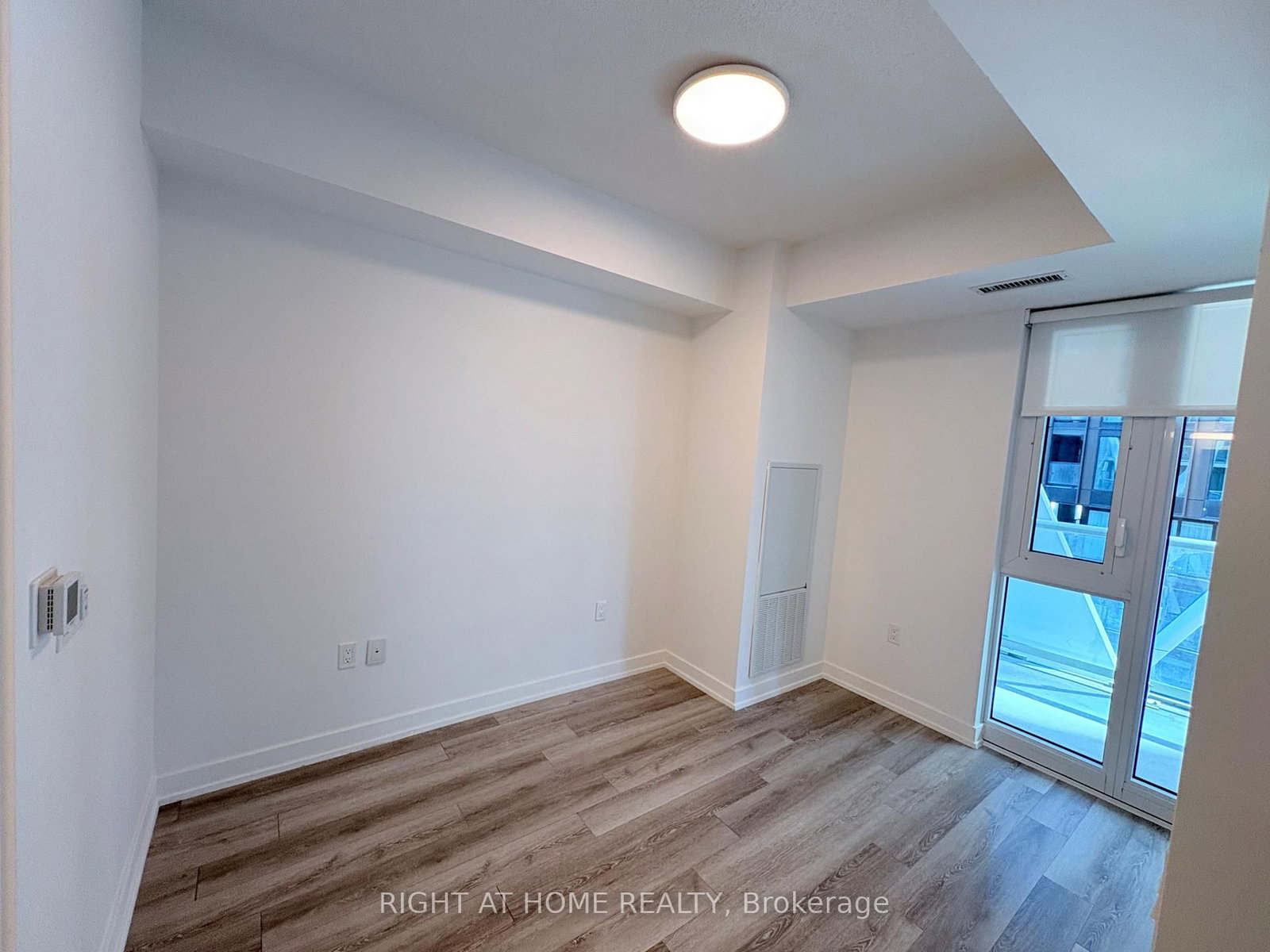 230 Simcoe Street, Unit 1436 - Photo 10