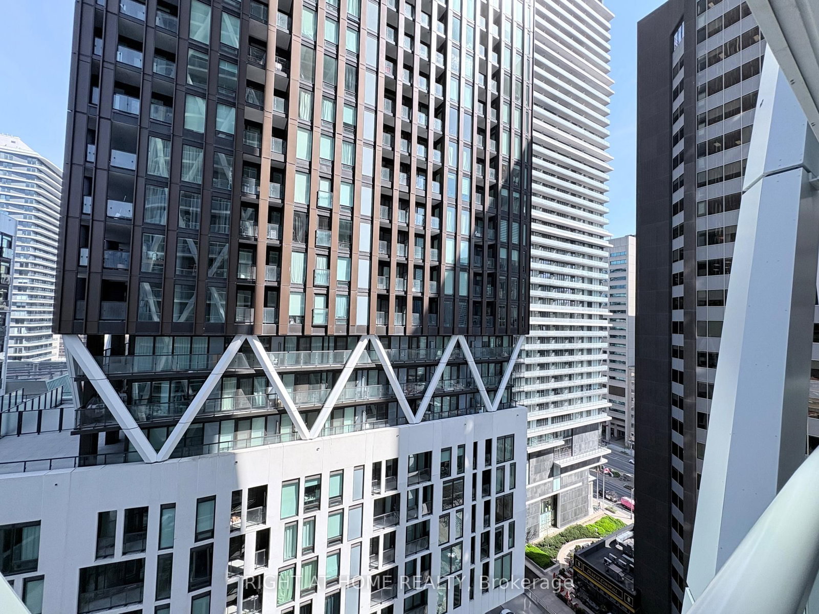 230 Simcoe Street, Unit 1436 - Photo 19