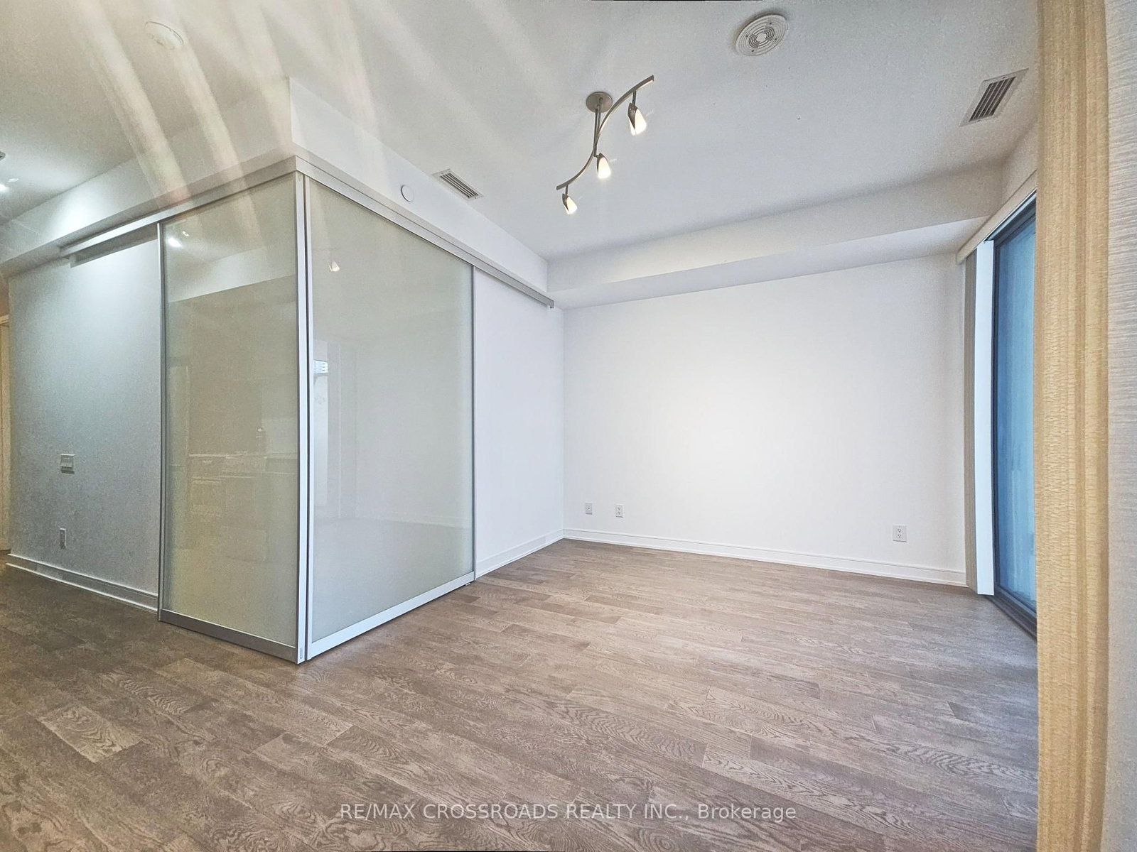 57 St Joseph Street, Unit 903 - Photo 12