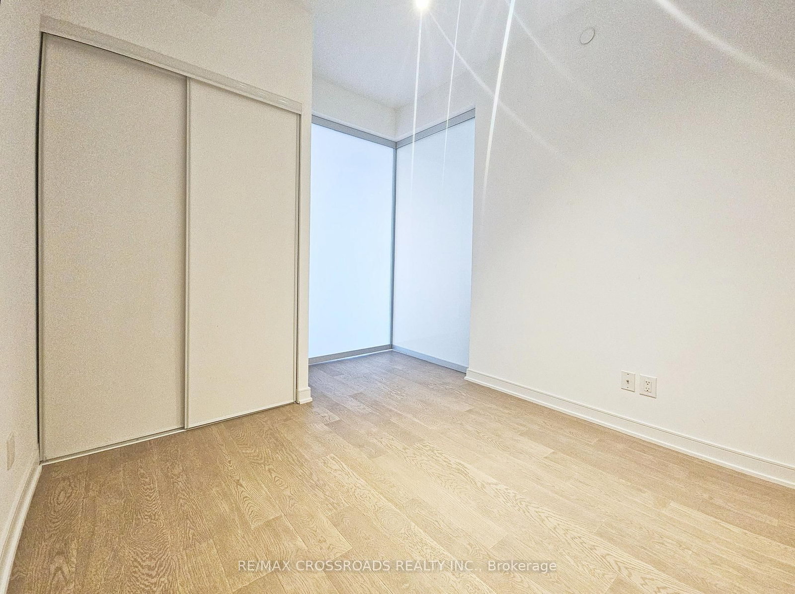 57 St Joseph Street, Unit 903 - Photo 14
