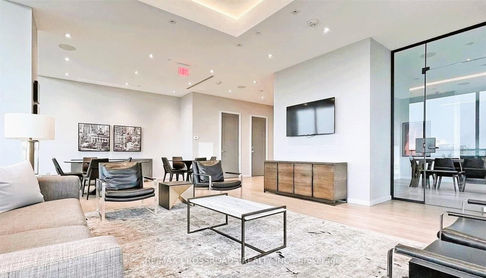 57 St Joseph Street, Unit 903 - Photo 27