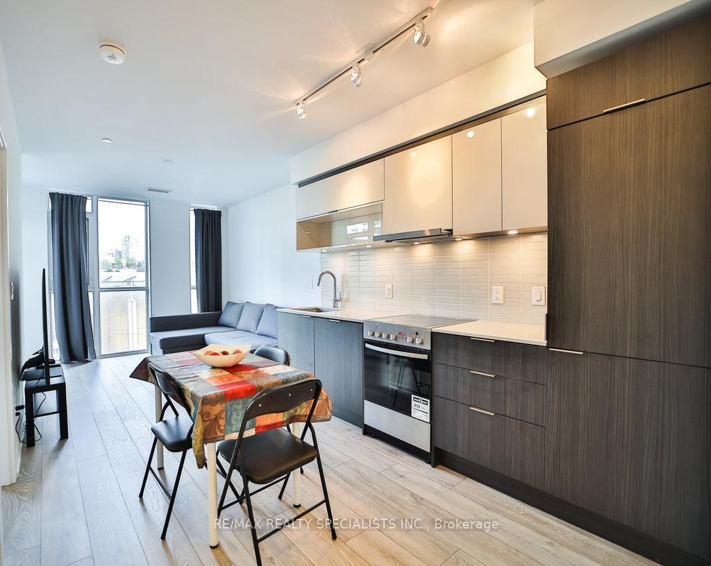 404-159 Wellesley Street, Toronto, ON, photo 4