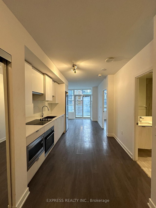 516 - 99 Broadway Avenue