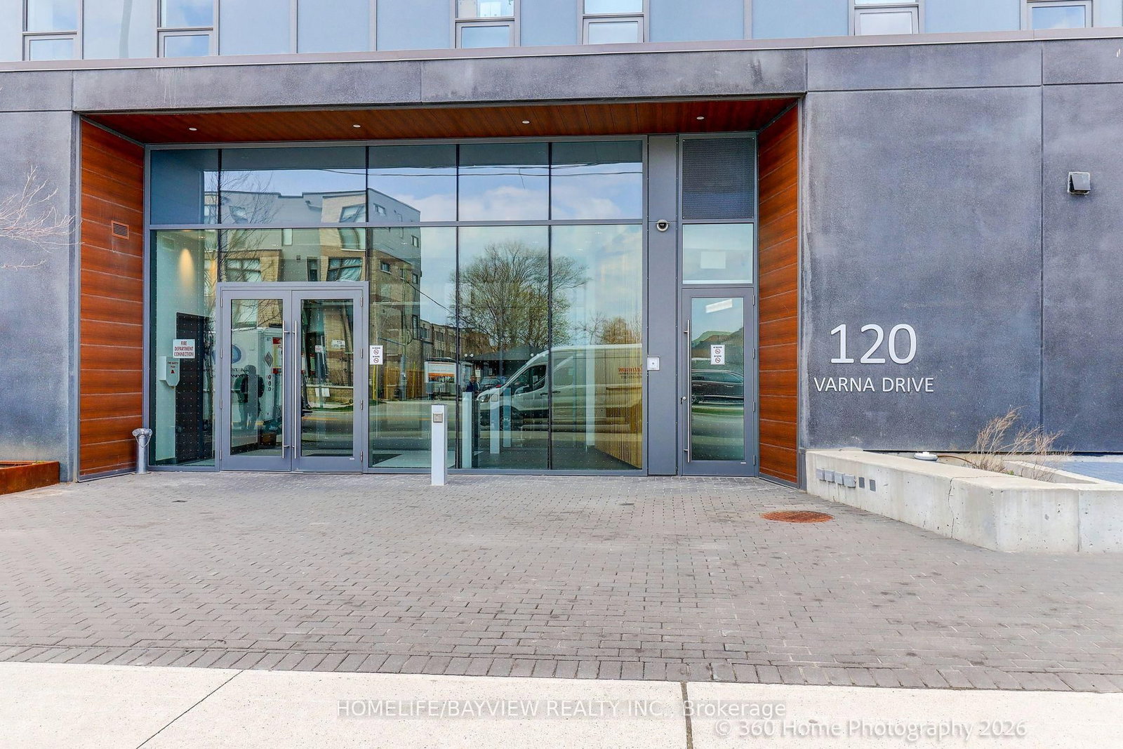 Listing Image 2