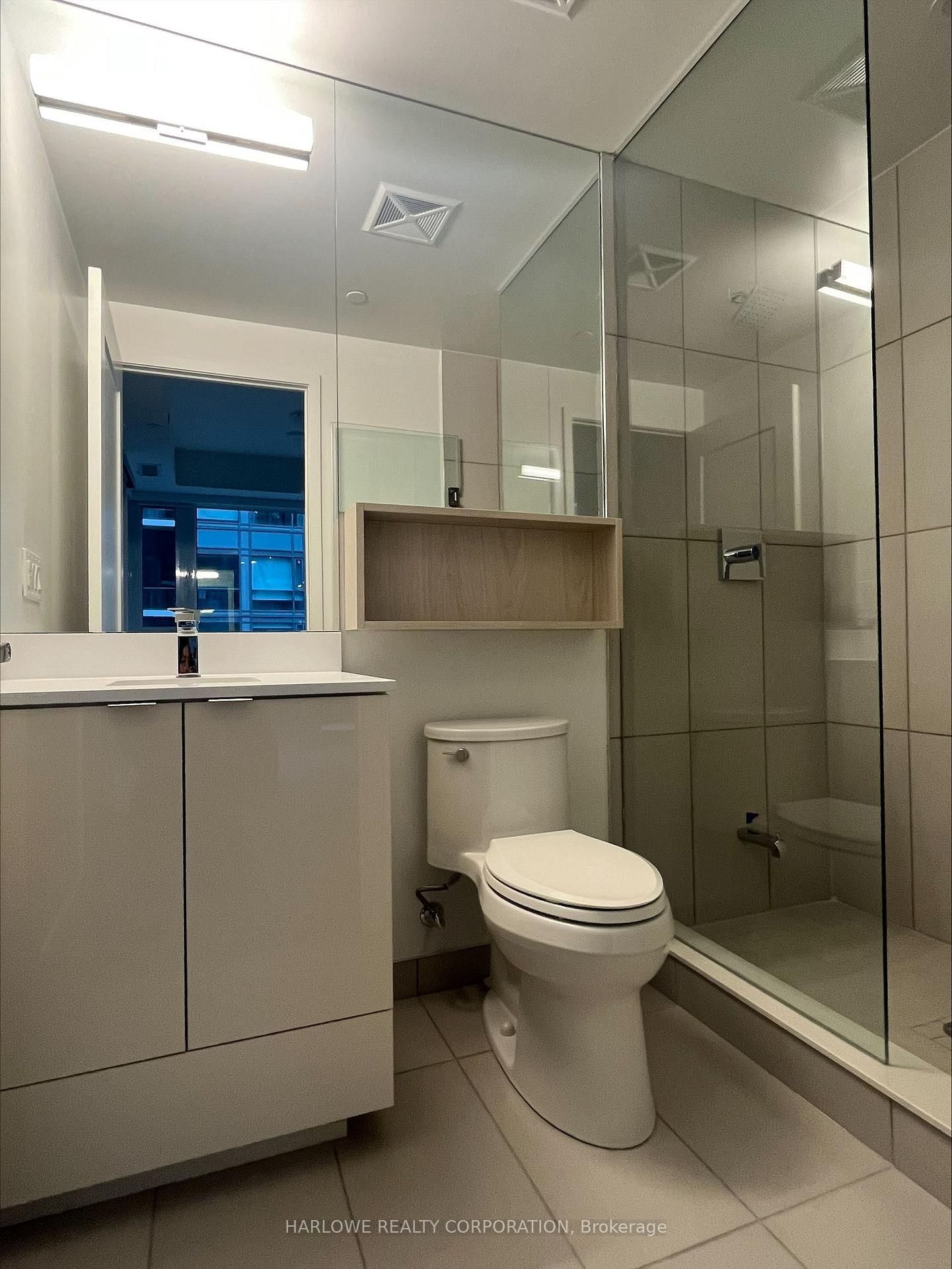 60 Princess Street, Unit 934 SE - Photo 3