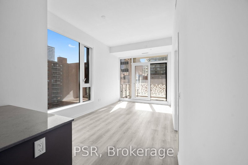 408 - 101 Roehampton Ave, Toronto, M4P 2W2 | Image 2
