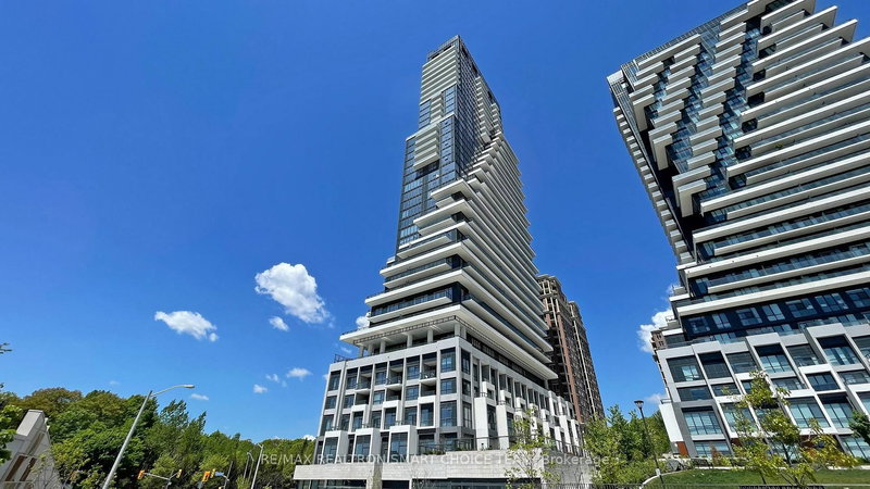 212 - 10 Inn on The Park Dr, Toronto, M3C 0P9 | Image 2