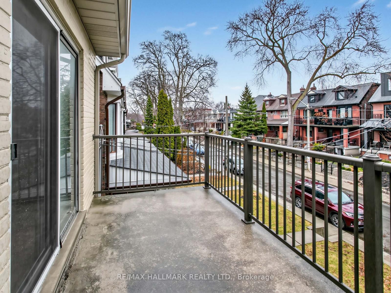 276 Grace Street - Photo 12