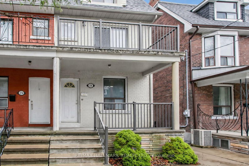 276 Grace St, Toronto, M6G 3A6 | Image 2