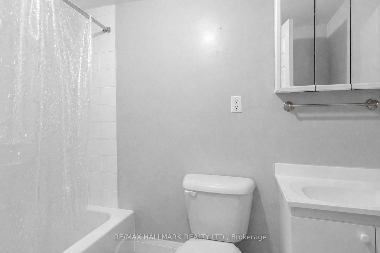 276 Grace Street - Photo 24