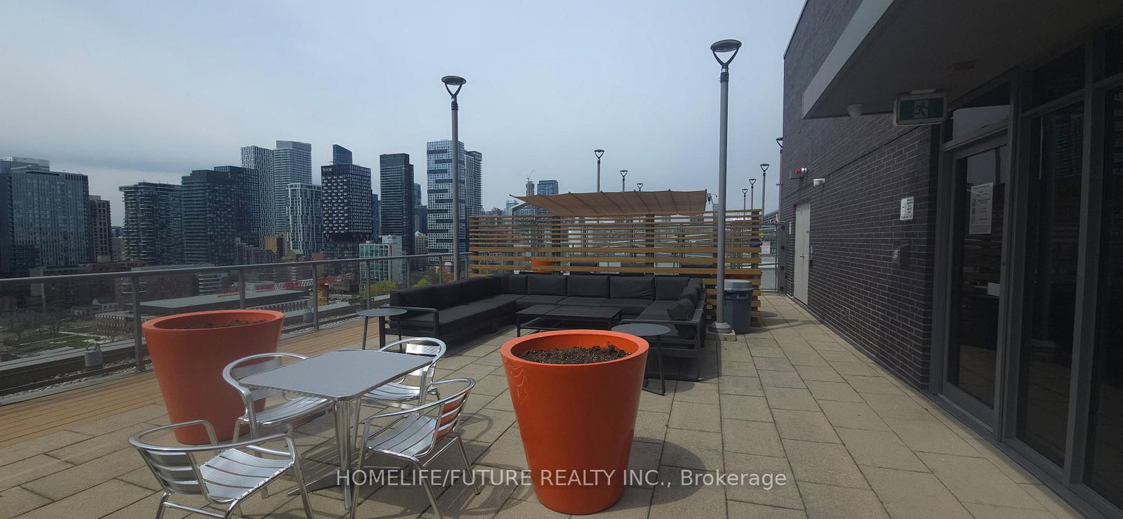 320 Richmond Street E, Unit 902 - Photo 28