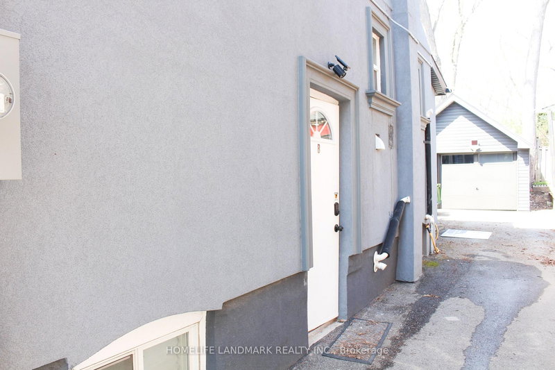 38 Glenvalley Dr, Toronto, M6M 4V9 | Image 2