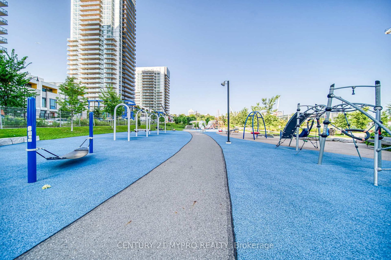 95 McMahon Drive, Unit 3907 - Photo 38