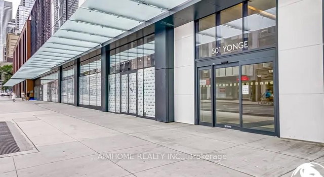 3205 - 501 Yonge Street