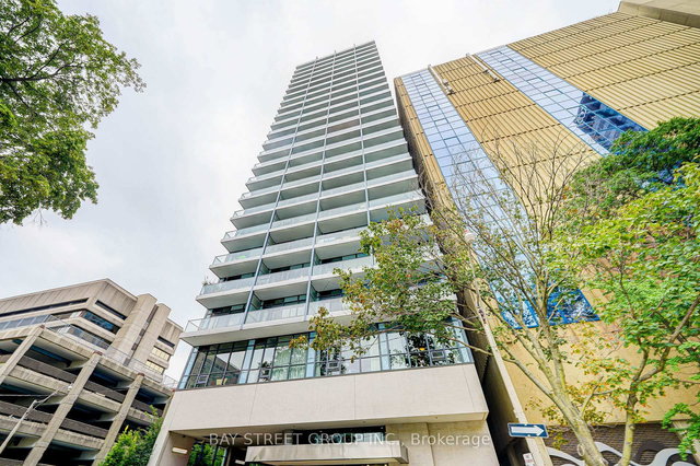 1403 - 210 Simcoe Street