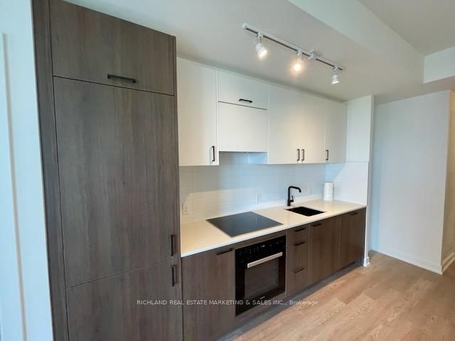 5 Quarrington Lane, Unit 2102 - Photo 4