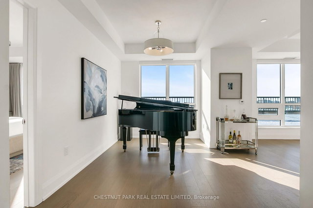 PH706 - 1700 Avenue Road
