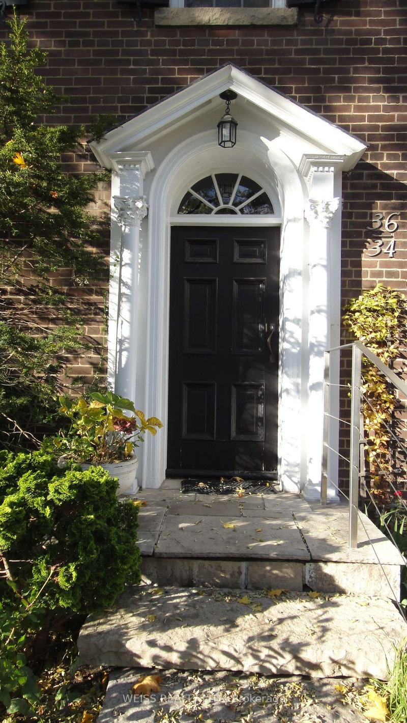 34 Edmund Ave, Toronto, M4V 1H3 | Image 2