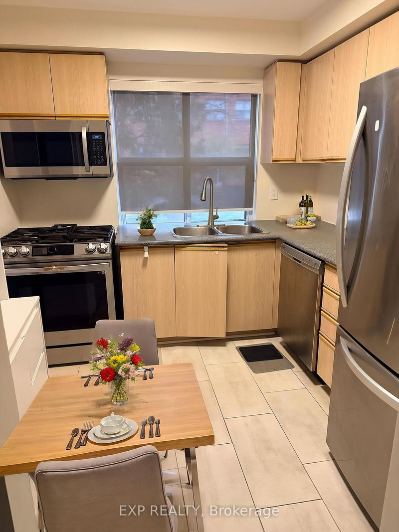 Upper - 192 Ontario St, Toronto, M5A 2V5 | Image 2