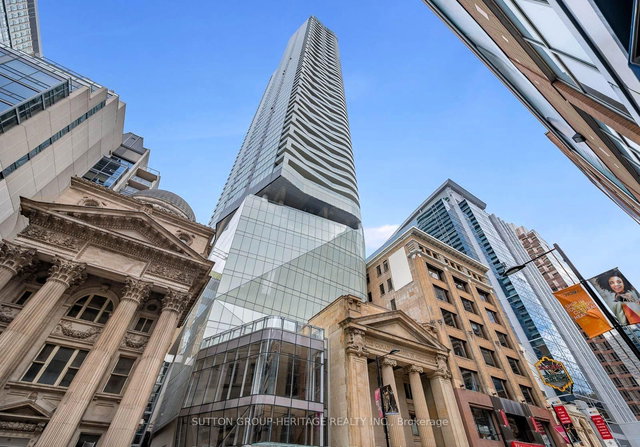 4714 - 197 Yonge Street