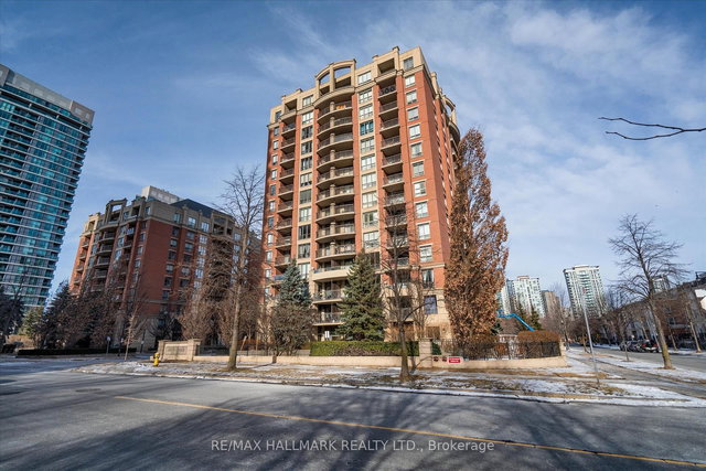 305 - 55 Harrison Garden Boulevard