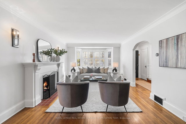 10 Heather Road