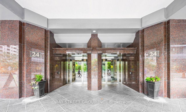 1611 - 24 Wellesley Street W