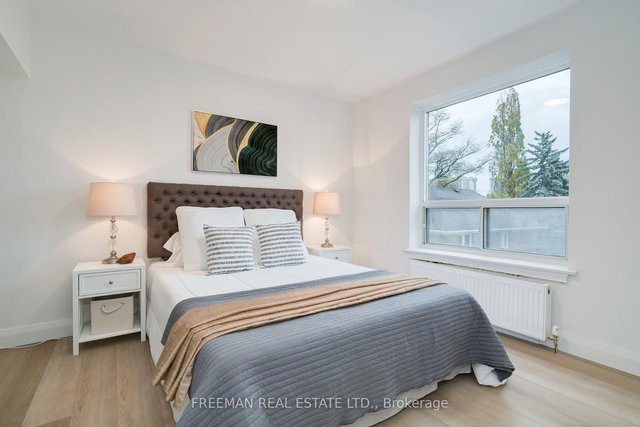 201 - 2707 Yonge Street