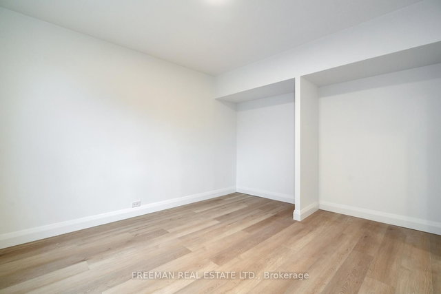 201 - 2707 Yonge Street