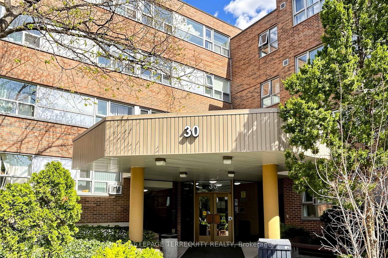 103 - 30 Sunrise Ave, Toronto, M4A 2R3 | Image 2