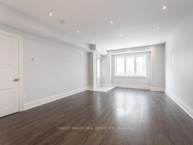 Main - 989 Avenue Rd, Toronto, M5P 2K9 | Image 2