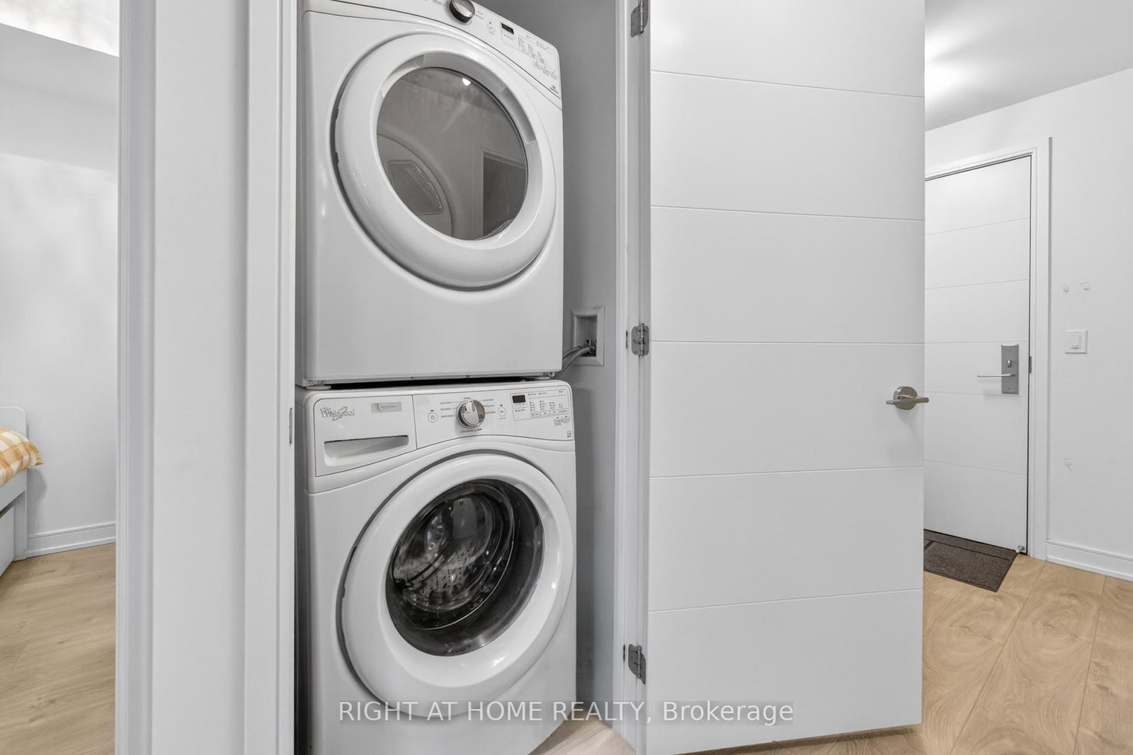 50 Wellesley Street E, Unit 503 - Photo 28