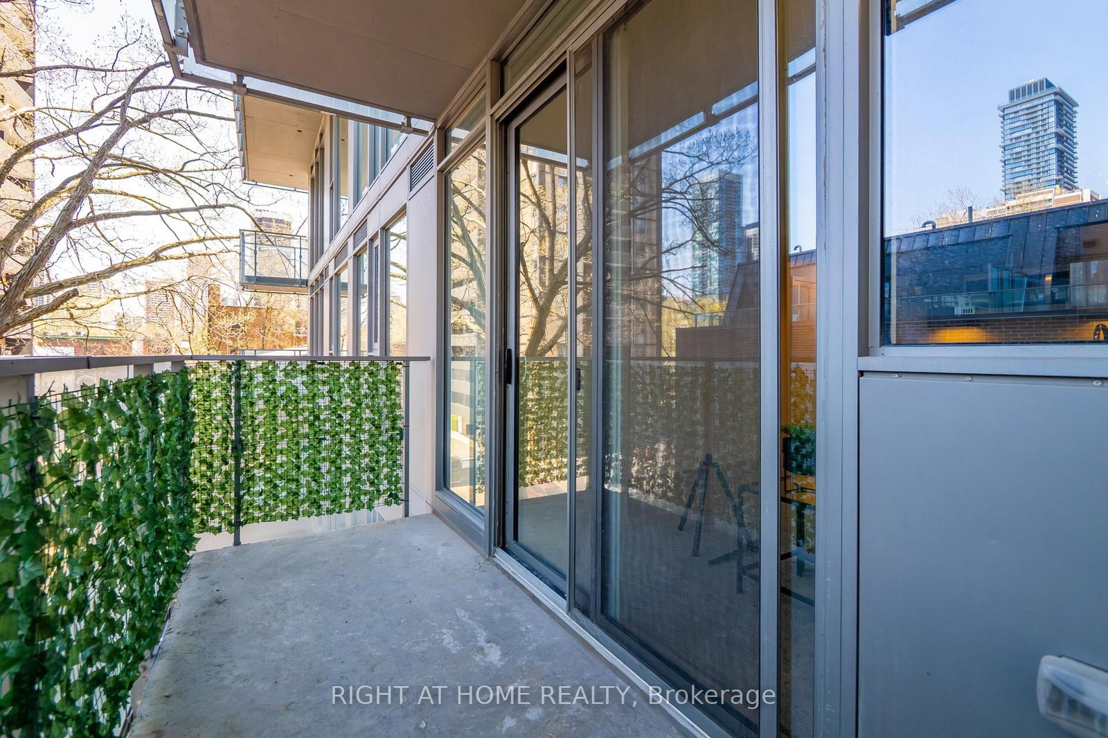 50 Wellesley Street E, Unit 503 - Photo 31