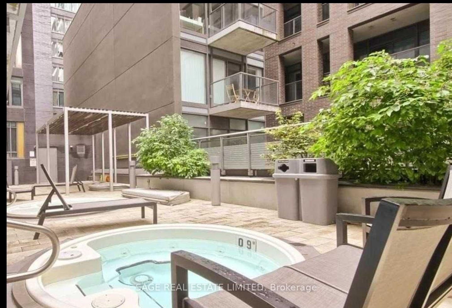 525 Adelaide Street W, Unit 931 - Photo 16