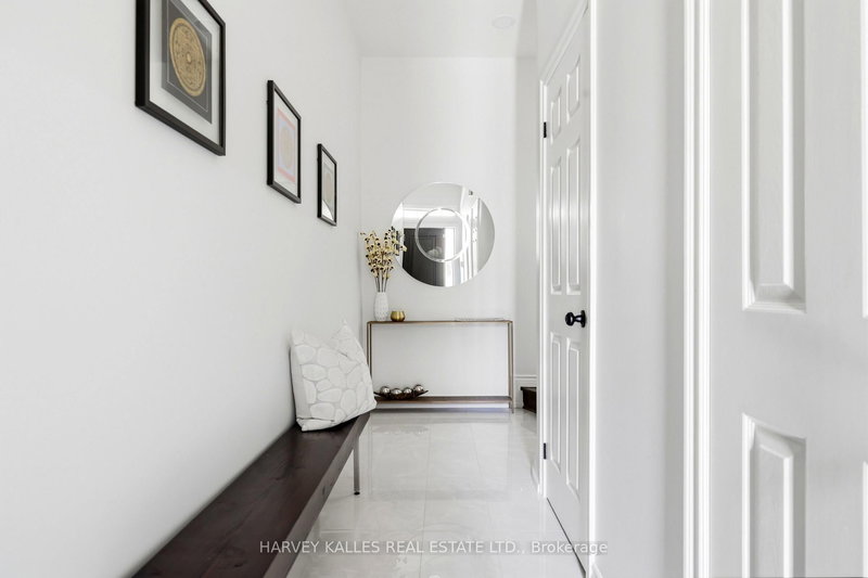 1065 Spadina Rd, Toronto, M5N 2M7 | Image 3