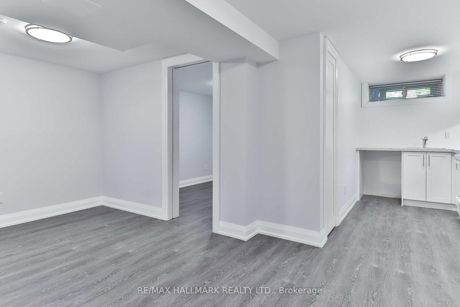 880 College Street, Unit Bsmt - Photo 3