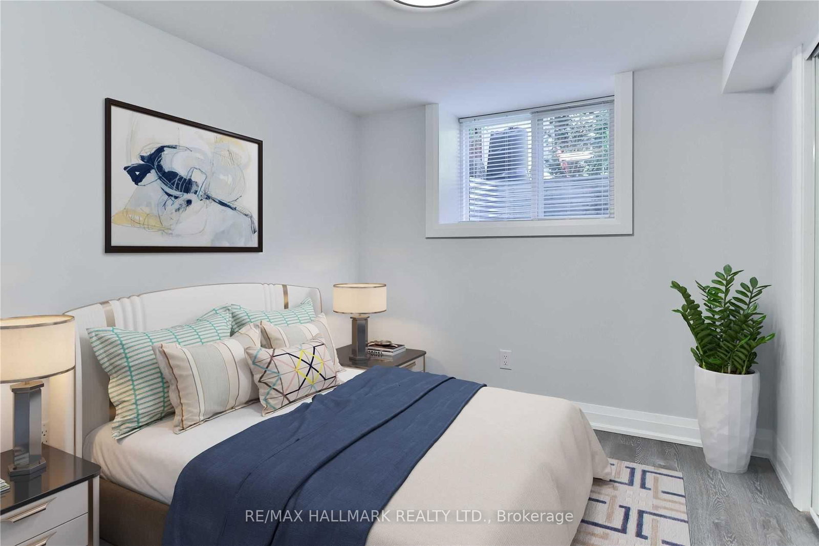 880 College Street, Unit Bsmt - Photo 9