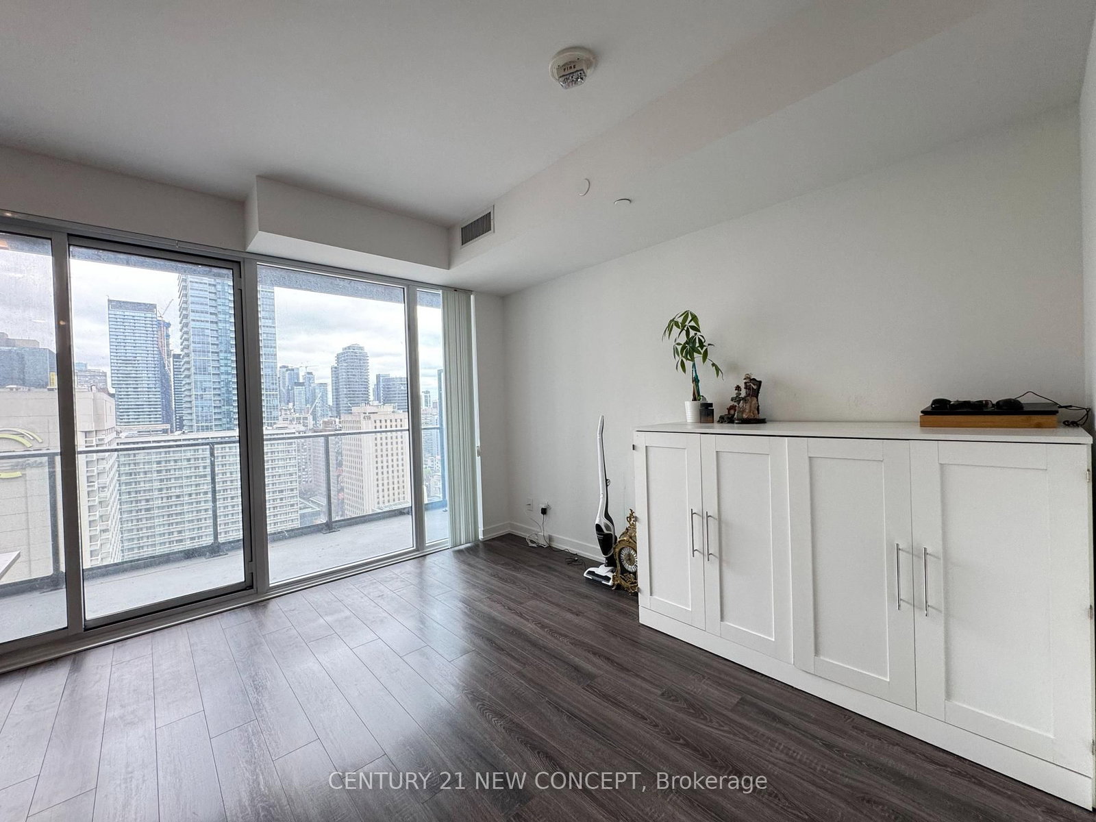 20 Edward Street, Unit 2221 - Photo 10