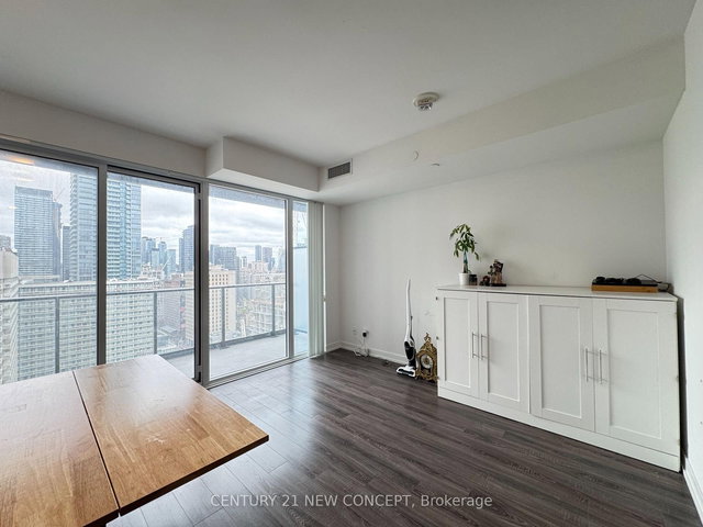 2221 - 20 Edward Street