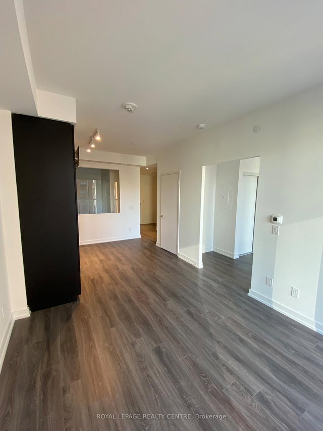 1114 - 20 Edward Street