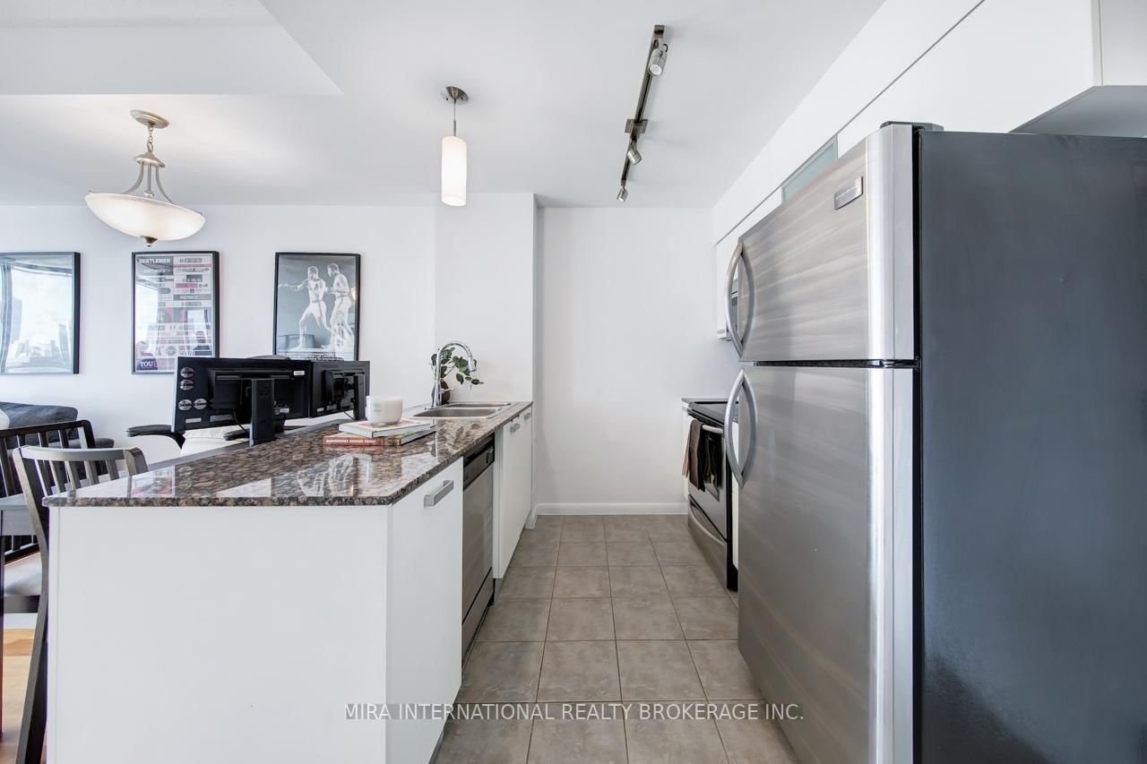 38 Grenville Street, Unit 2306 - Photo 6