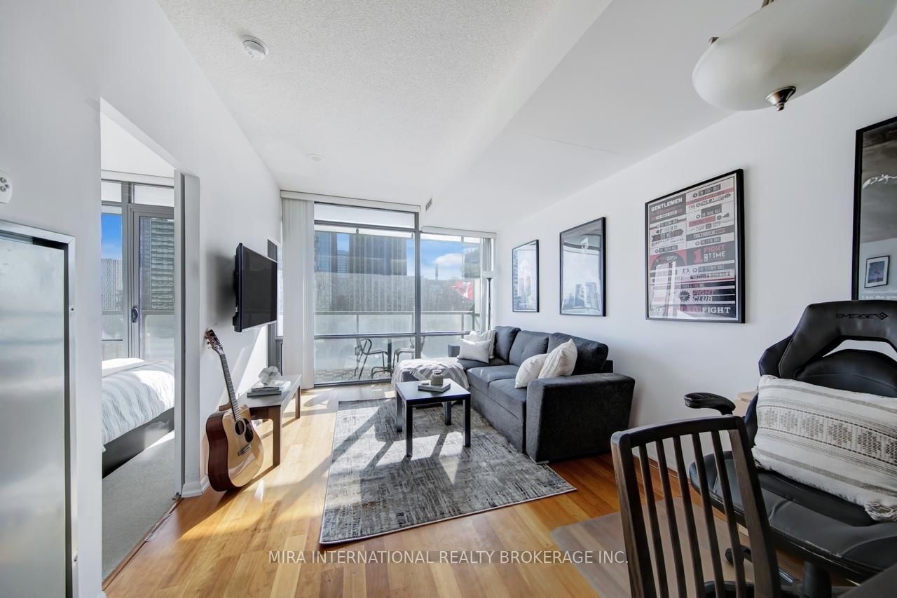 38 Grenville Street, Unit 2306 - Photo 9