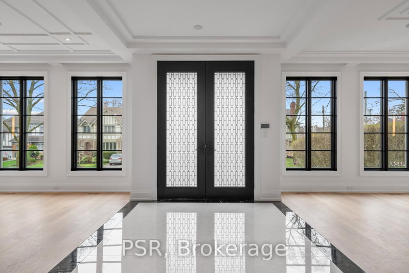36 Ava Rd, Toronto, M5P 1Y4 | Image 3