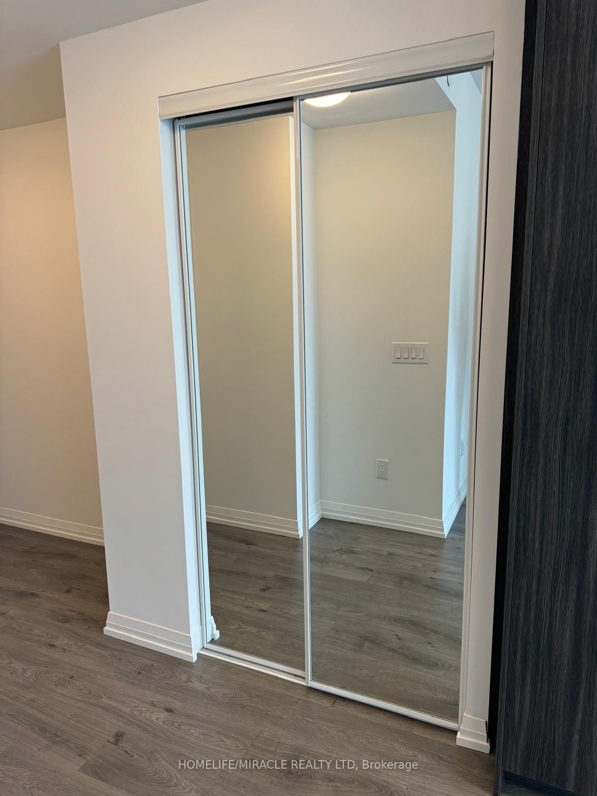 8 Widmer Street, Unit 3508 - Photo 11