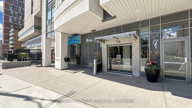 905 - 736 Spadina Avenue