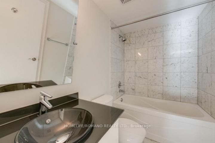 8 Scollard Street, Unit 504 - Photo 9